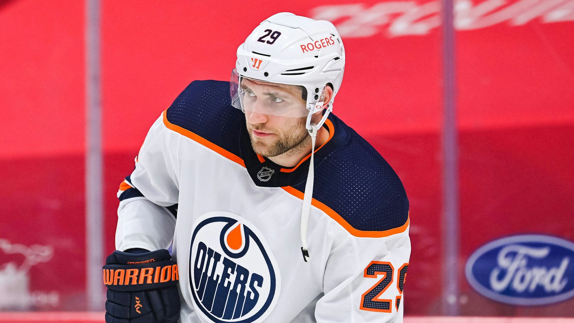 Leon Draisaitl beim Aufwärmen