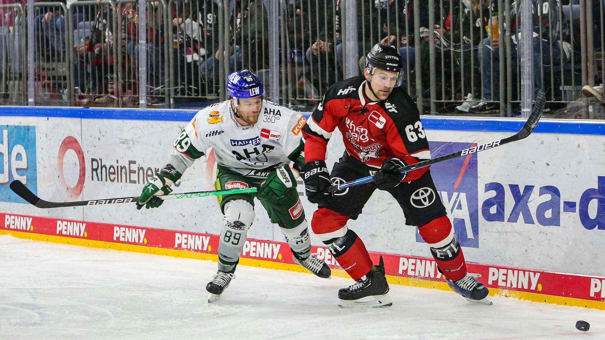 Patrick Sieloff im Duell mit Brad McClure