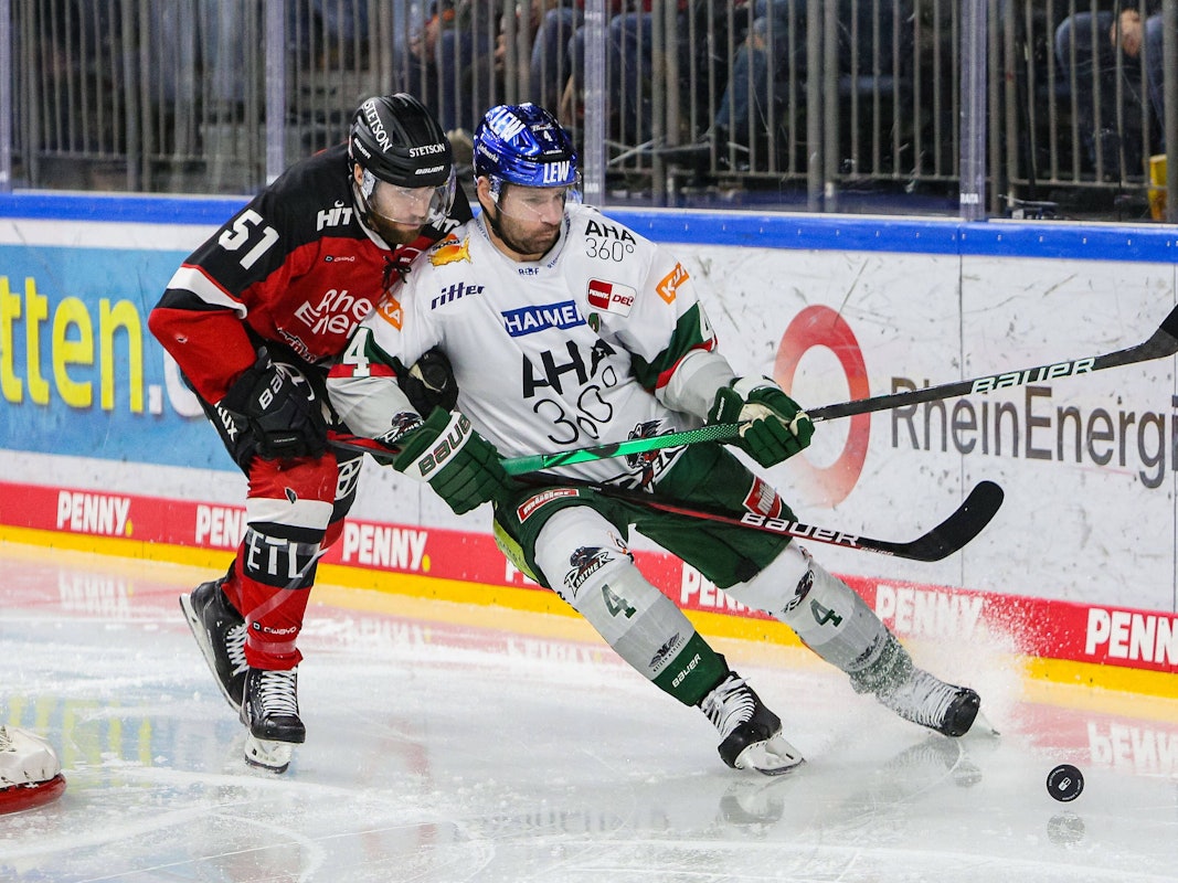 Quinton Howden im Duell mit Henry Haase