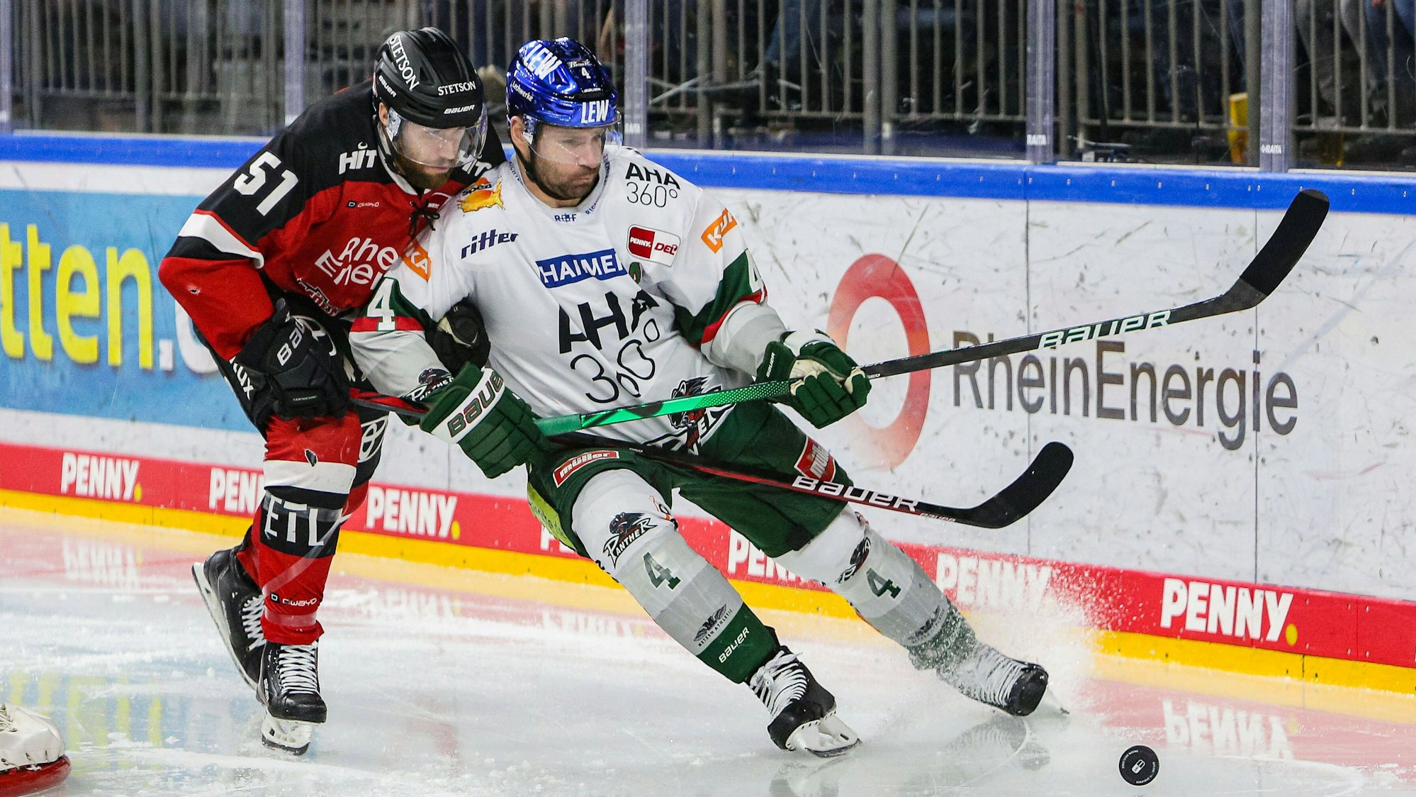Quinton Howden im Duell mit Henry Haase