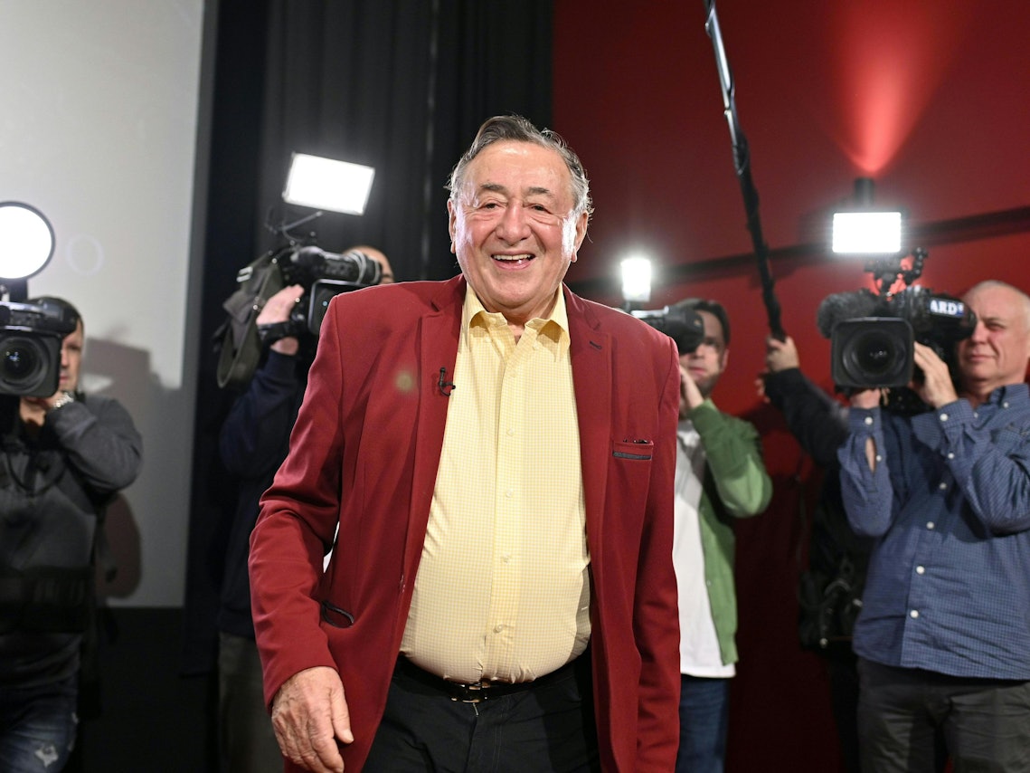 Der österreichische Unternehmer Richard „Mörtel“ Lugner kommt zur Pressekonferenz zur Bekanntgabe des Ballgasts für den Wiener Opernball 2020.