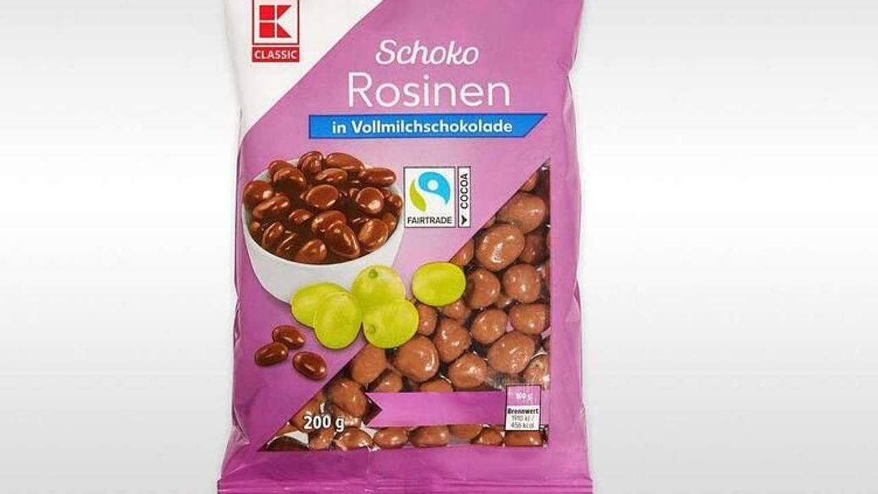 Kaufland ruft vorsorglich Schoko Rosinen mit Vollmich zurück. Die betroffene Charge könnte Spuren von Erdnüssen enthalten.
