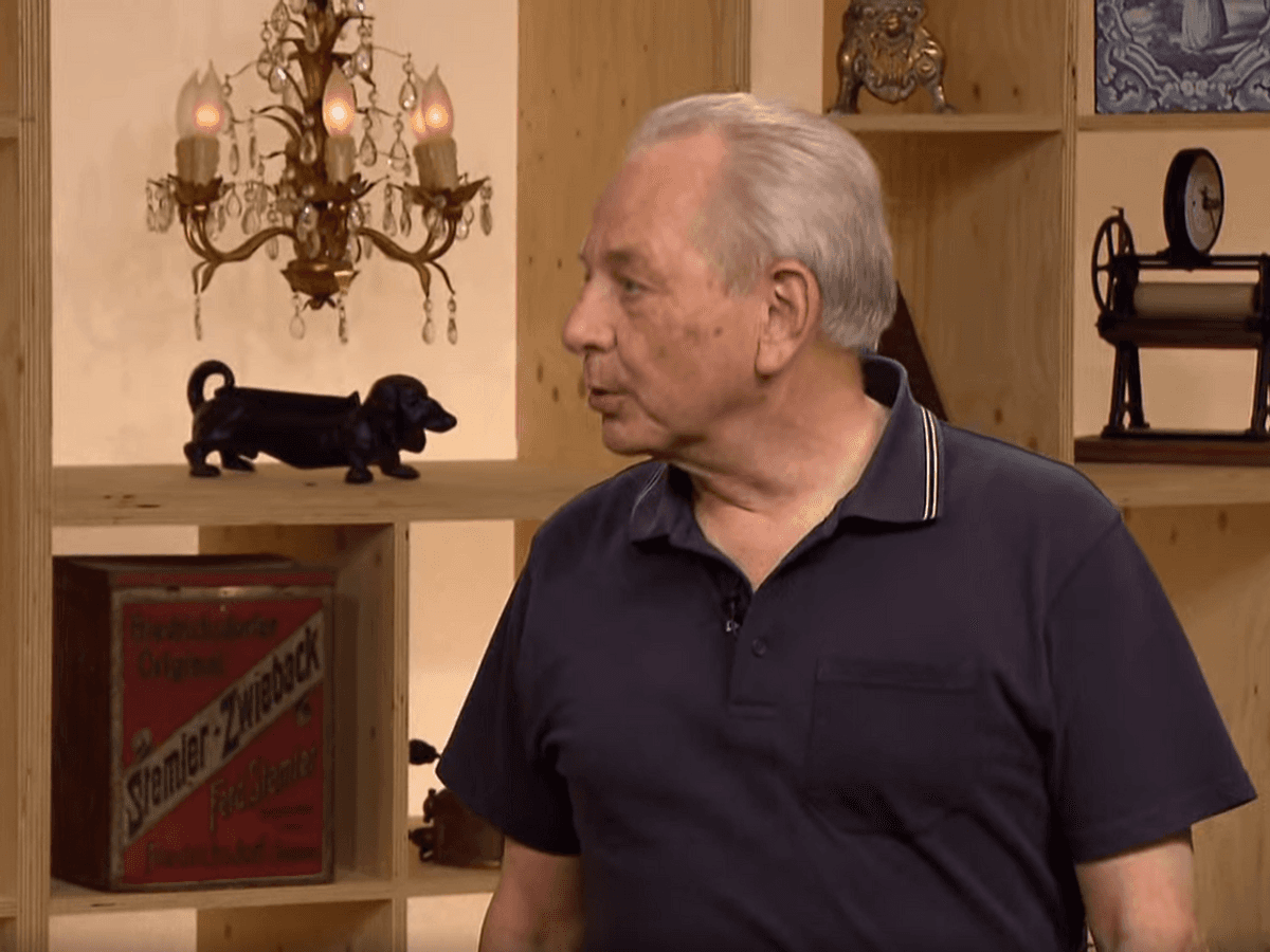 „Bares für Rares“-Kandidat Norbert Traeder am Dienstag (28.12.2021) in der ZDF-Show „Bares für Rares“.