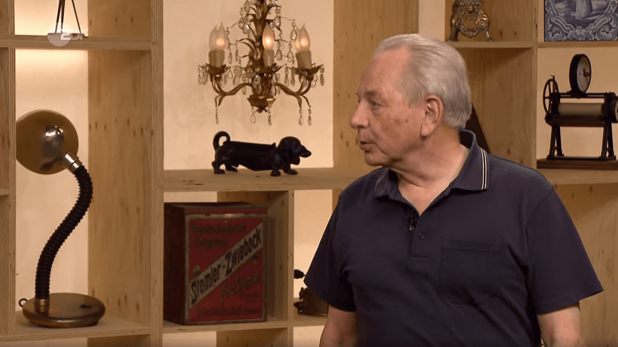 „Bares für Rares“-Kandidat Norbert Traeder am Dienstag (28.12.2021) in der ZDF-Show „Bares für Rares“.