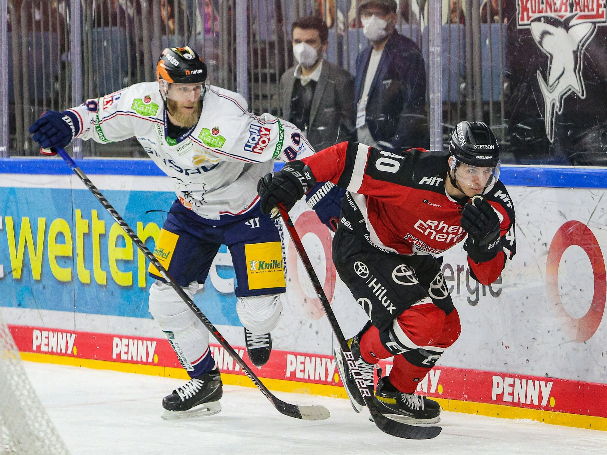 Julian Chrobot im Duell mit Nicholas Jensen