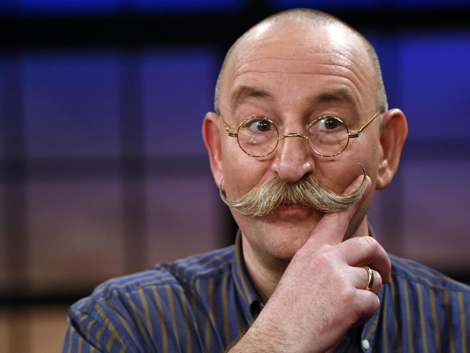 Horst Lichter gestikuliert nach der Aufzeichnung der WDR-Talkshow „Kölner Treff“.