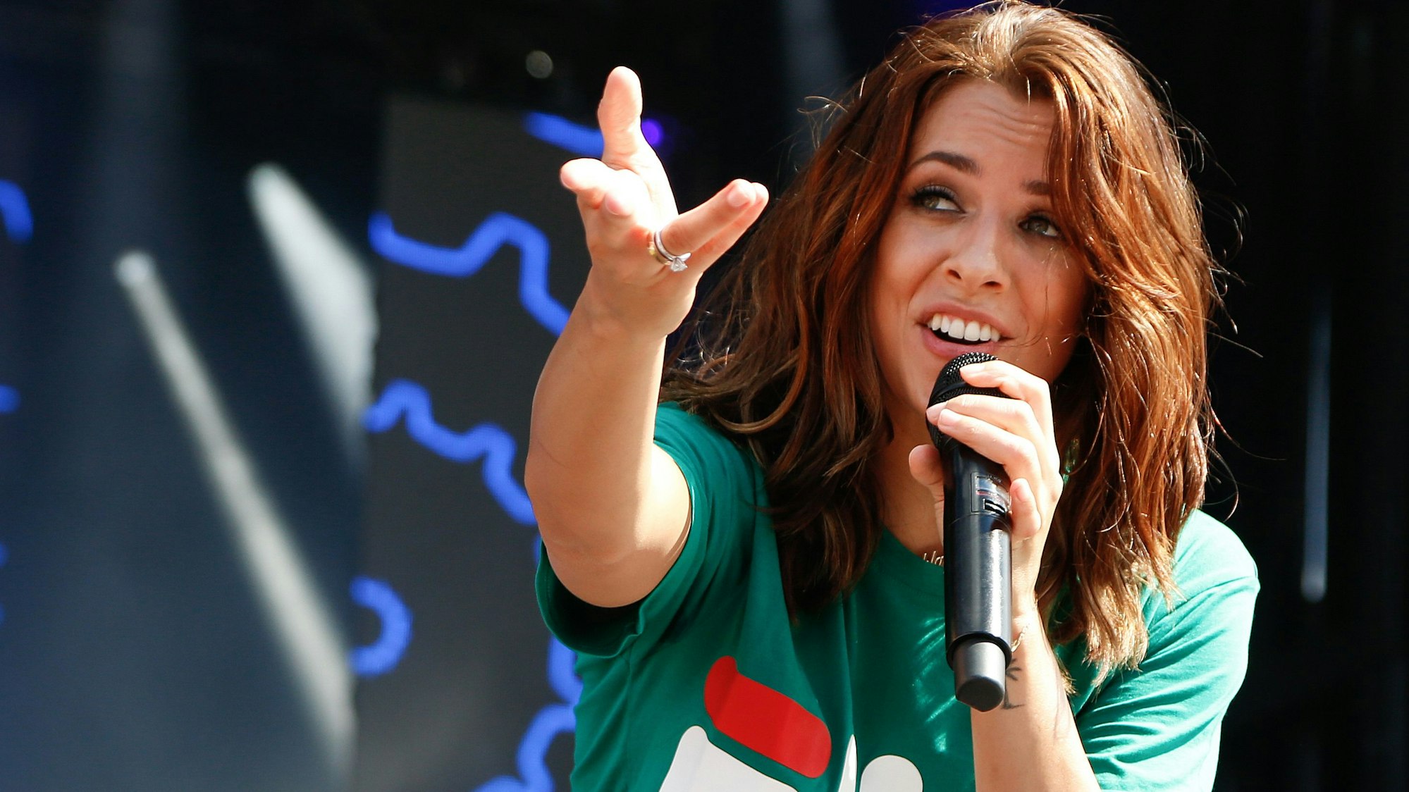 Vanessa Mai tritt bei dem Radio B2 SchlagerHammer in Hoppegarten auf. Das Bild wurde im Juli 2018 aufgenommen.