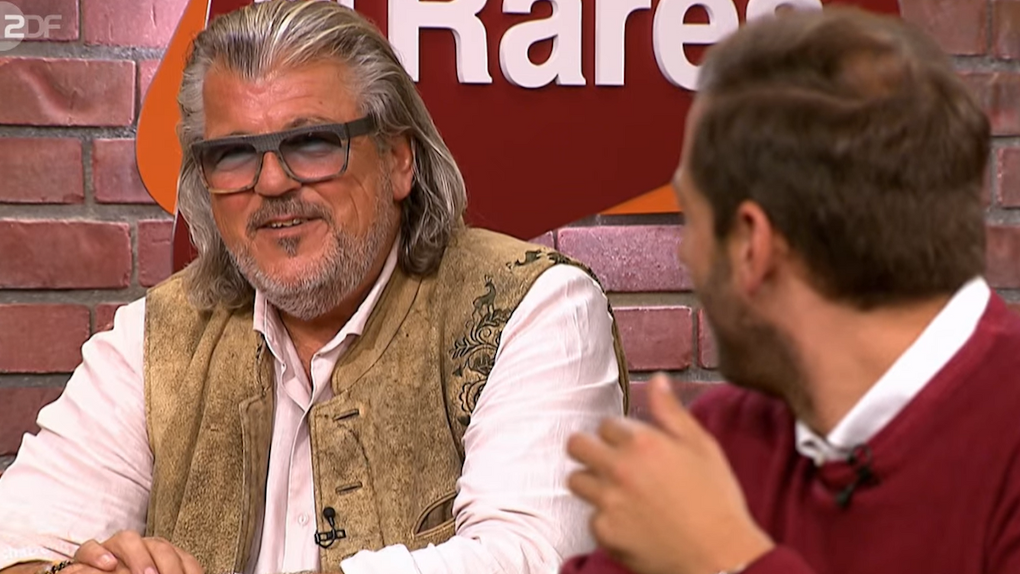 „Bares für Rares“-Händler Roman Runkel in der Ausgabe der ZDF-Trödelshow vom 29. Dezember 2021.
