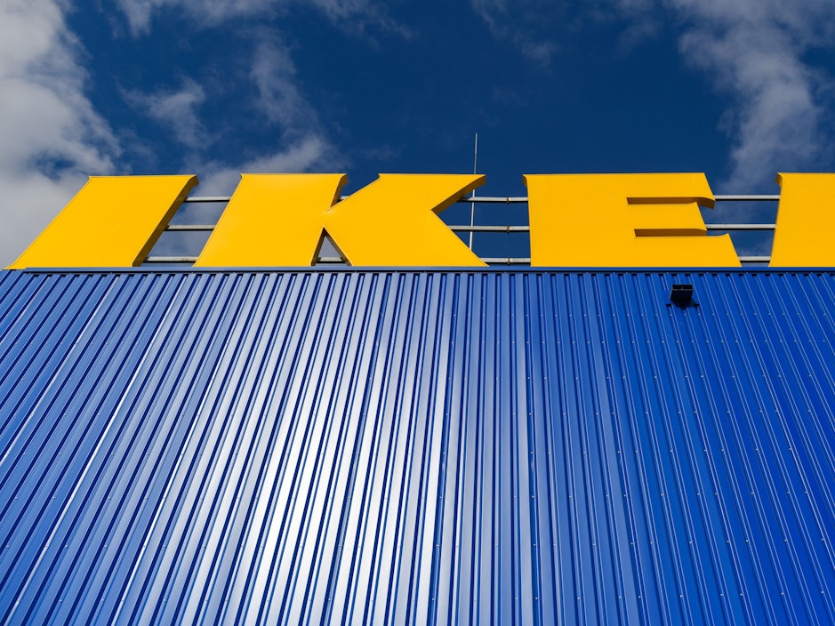 Ikea-Kunden müssen sich auf deutlich höhere Preise einstellen. Hier ein Symbolfoto von einem Einrichtungshaus in Brandenburg 2020.