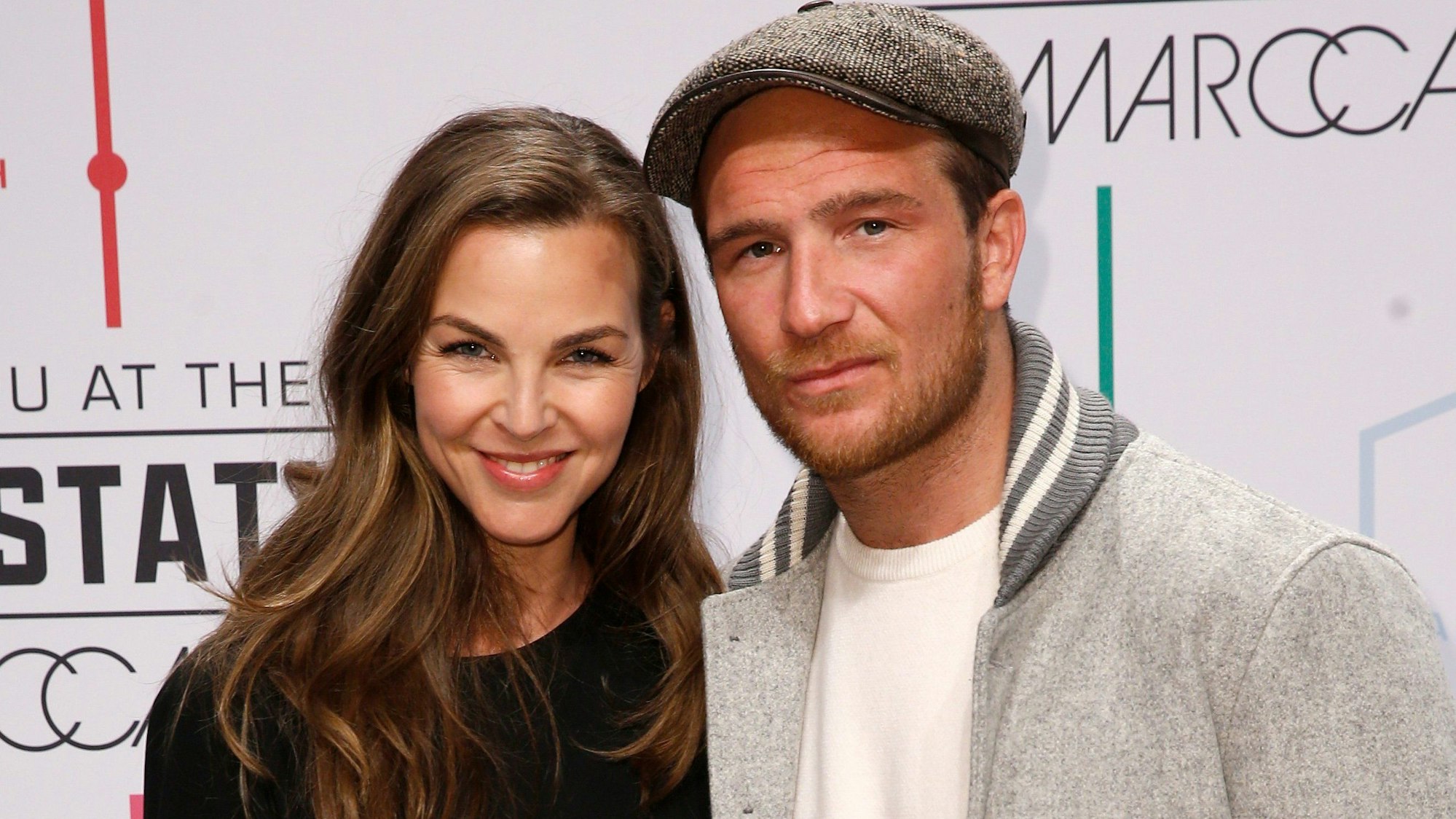 Frederick Lau und Frau Annika kommen zu der Fashionschau des Designers „Marc Cain“ in der „Train Station“.