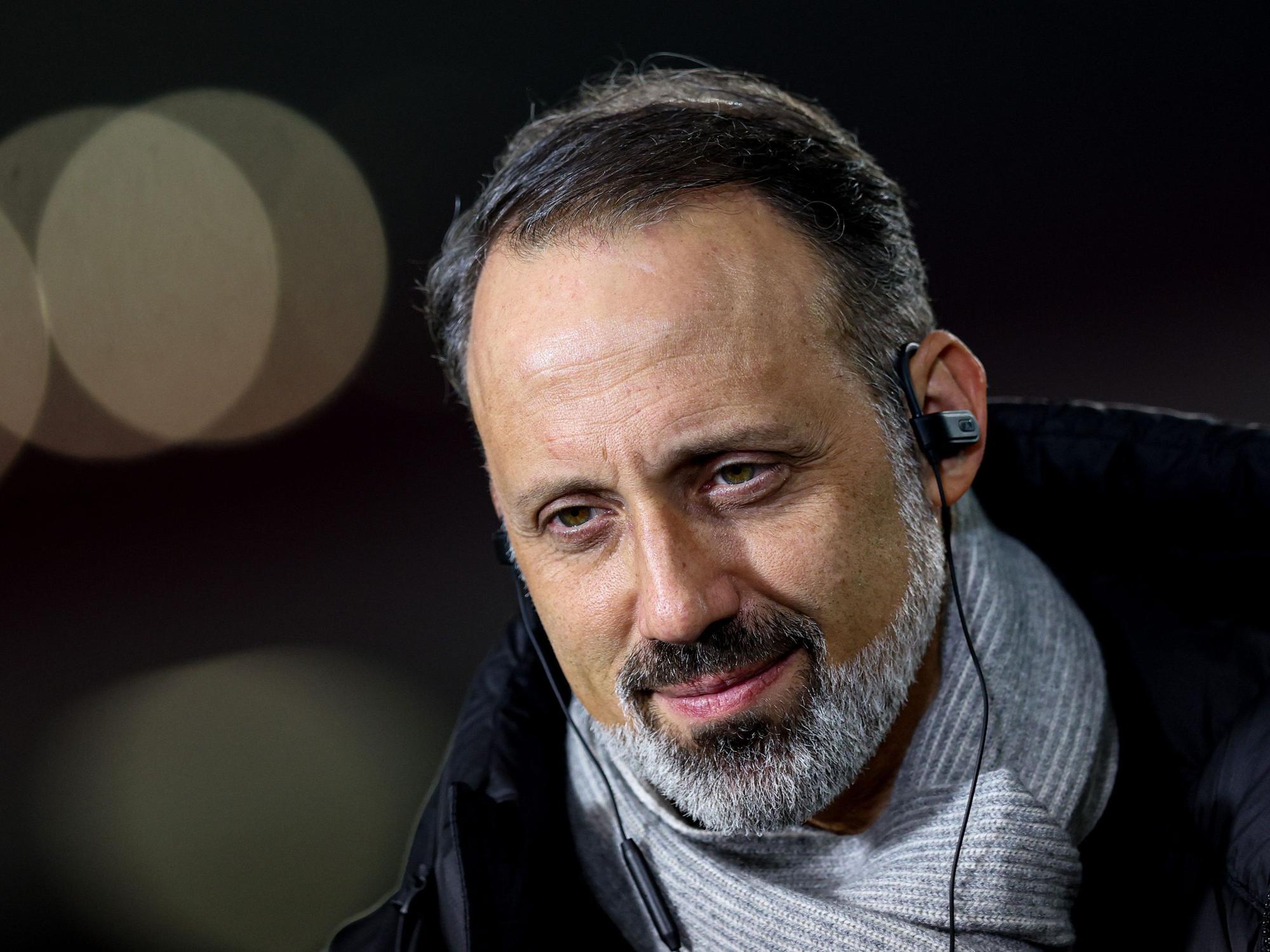 Stuttgart-Coach Pellegrino Matarazzo im Interview vor dem Spiel gegen den FC Bayern.