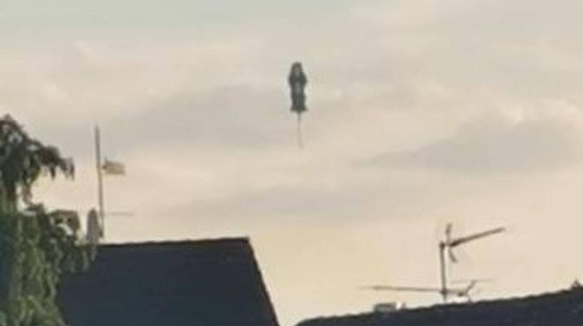 Grünes Flugobjekt über Köln ist Heißluftballon