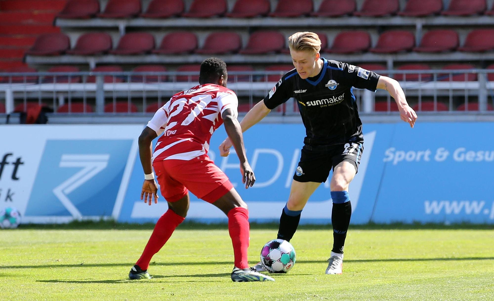 Chris Führich beim Spiel SC Paderborn gegen Würzburger Kickers