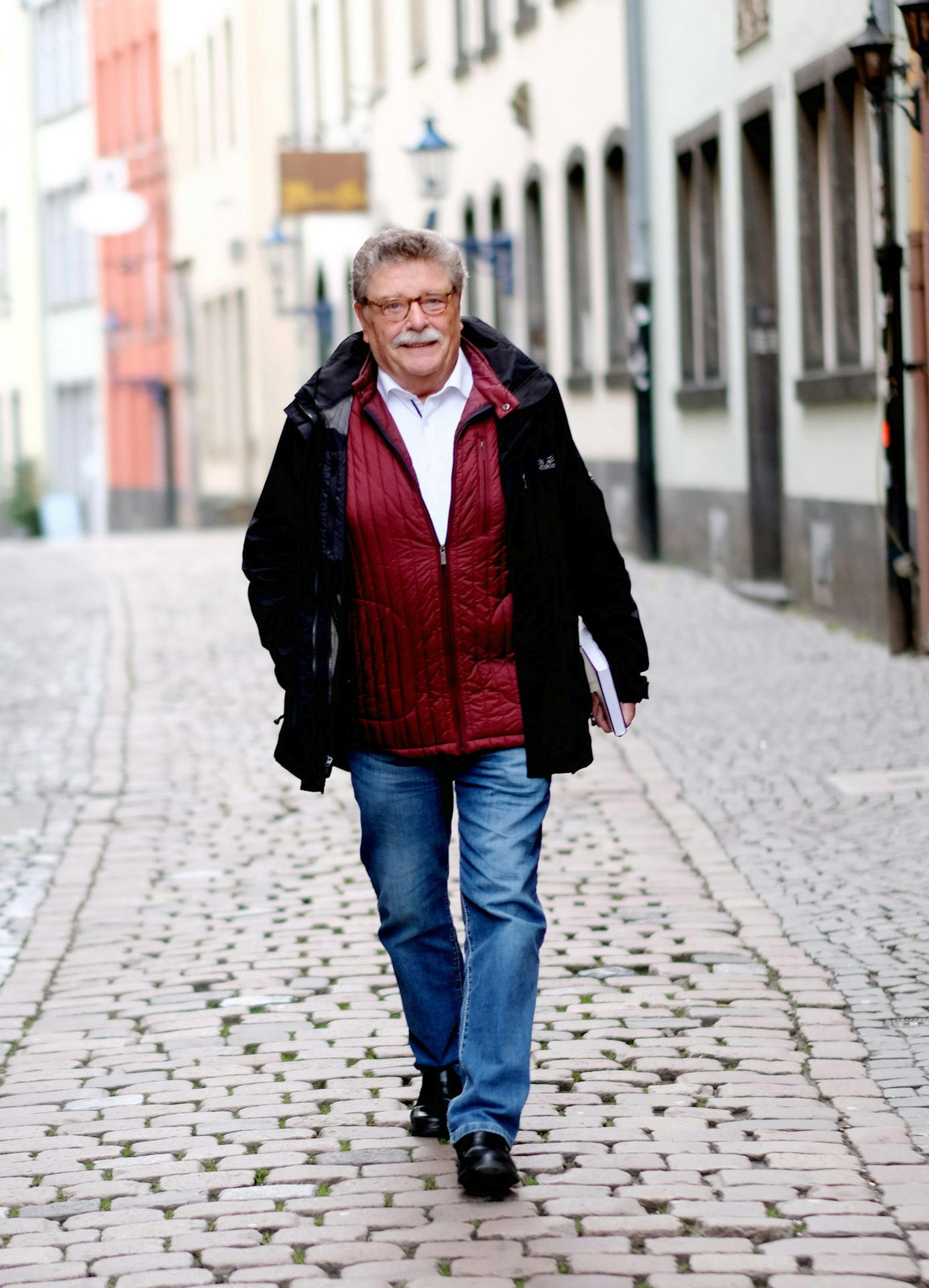 Fritz Schramma, Kölner Oberbürgermeister von 2000 bis 2009, gibt seinen Ehrenvorsitz ab.