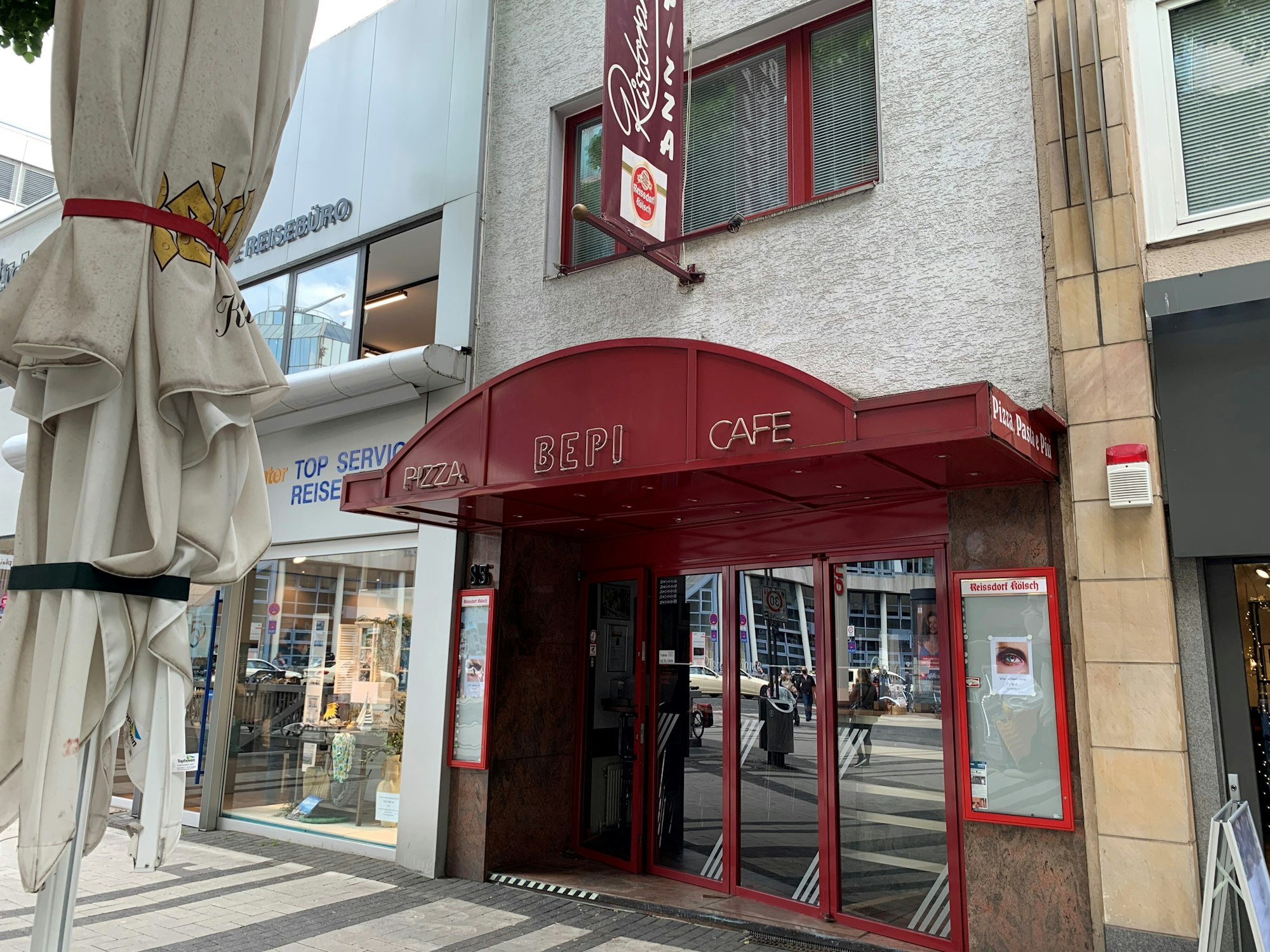 Das Bepi in der Kölner Breite Straße: Am 31. Dezember 2021 verlässt Pächter Paolo Ferraresso das Lokal.