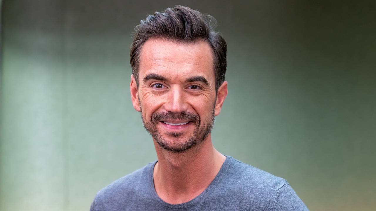 DSDS-Juror Florian Silbereisen lächelt in die Kamera.