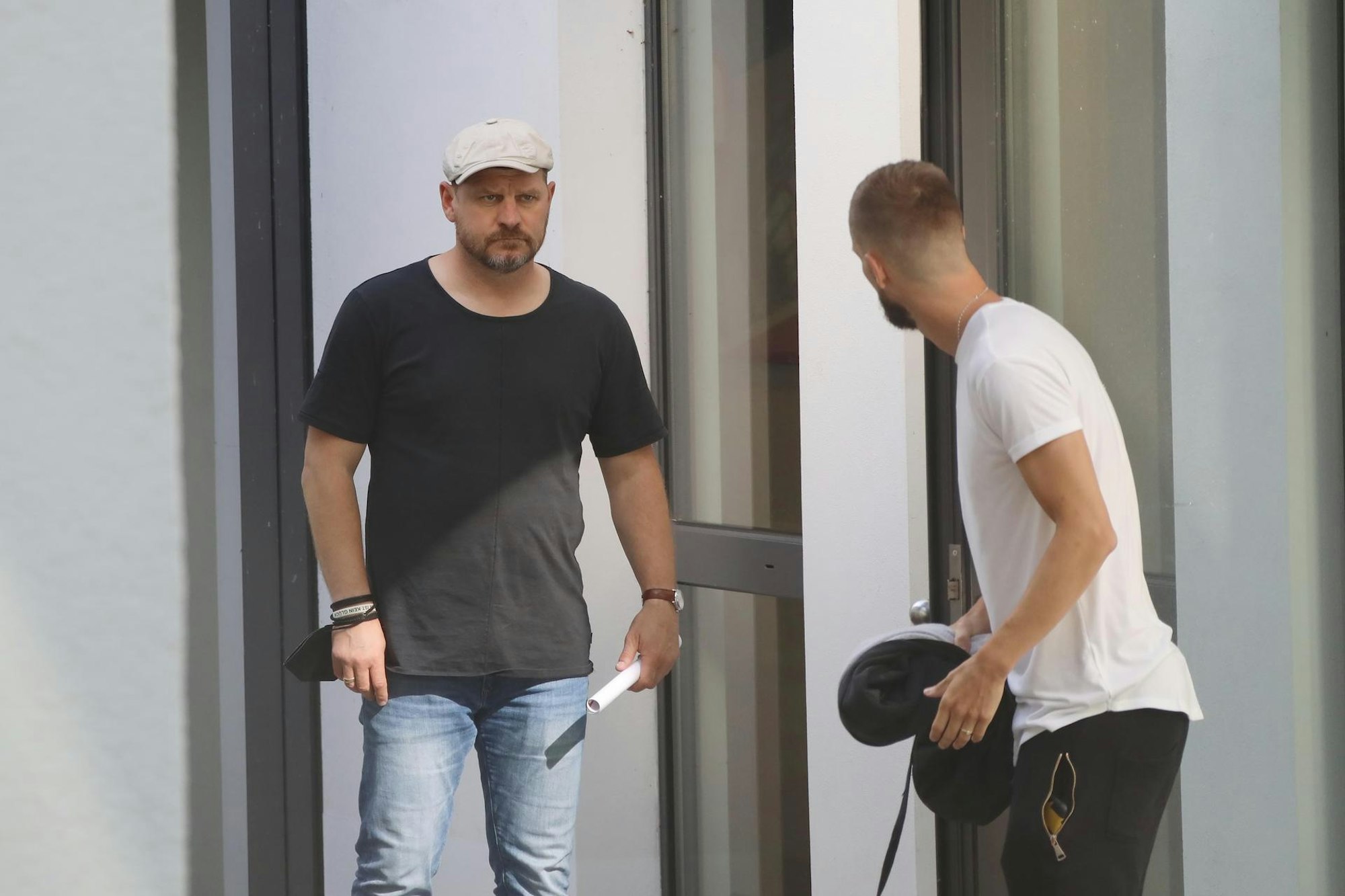 Steffen Baumgart und Dominick Drexler vom 1. FC Köln treffen sich am Geißbockheim.