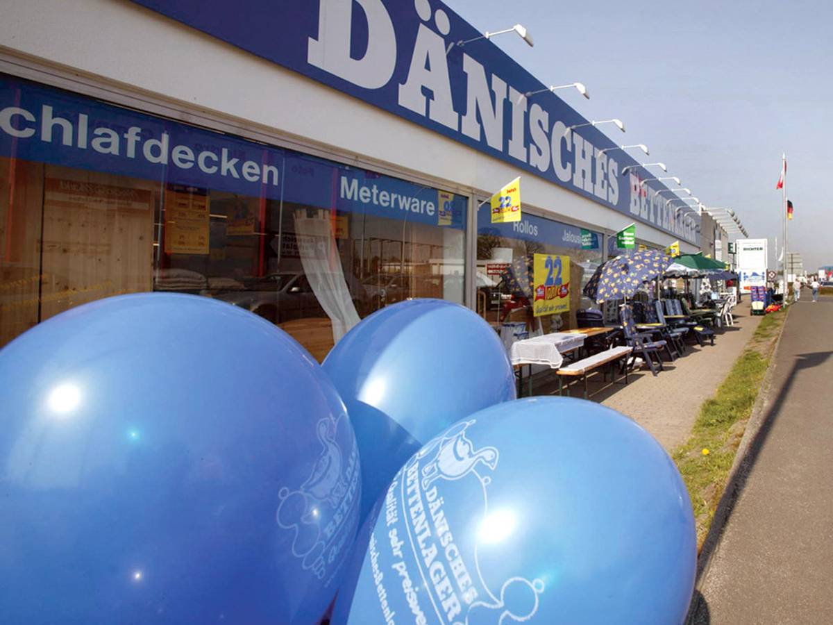 Das Dänische Bettenlager wird in Deutschland umbenannt. Ab Herbst 2021 heißt es dann JYSK.