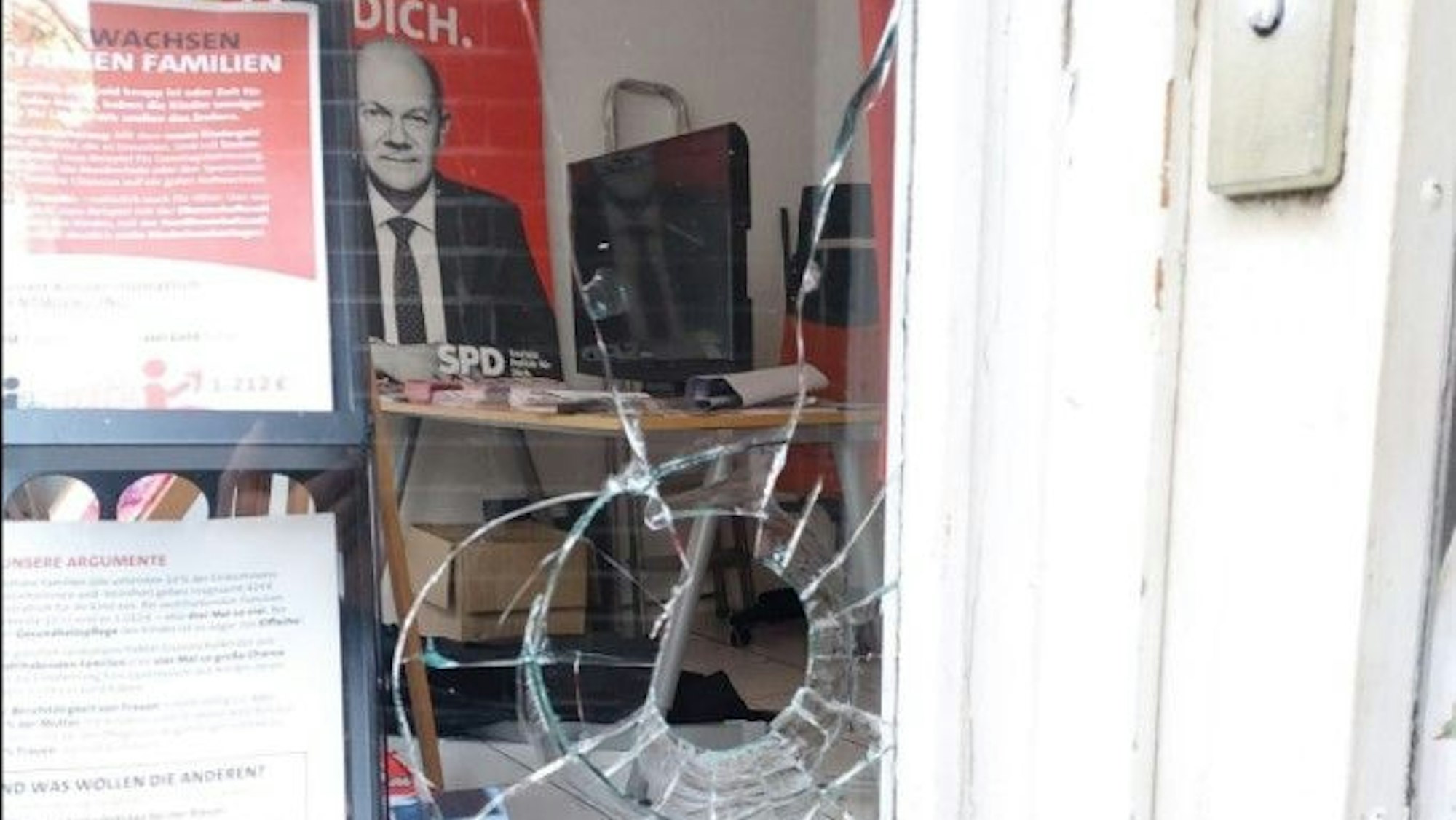 Angrif auf SPD-Zentrale 31.12.2021