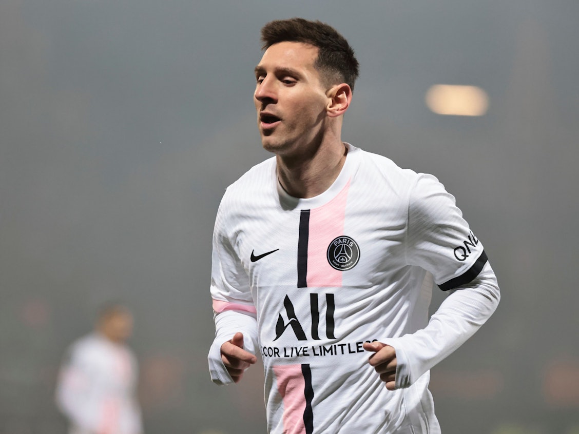 Lionel Messi im Trikot von Paris St. Germain.