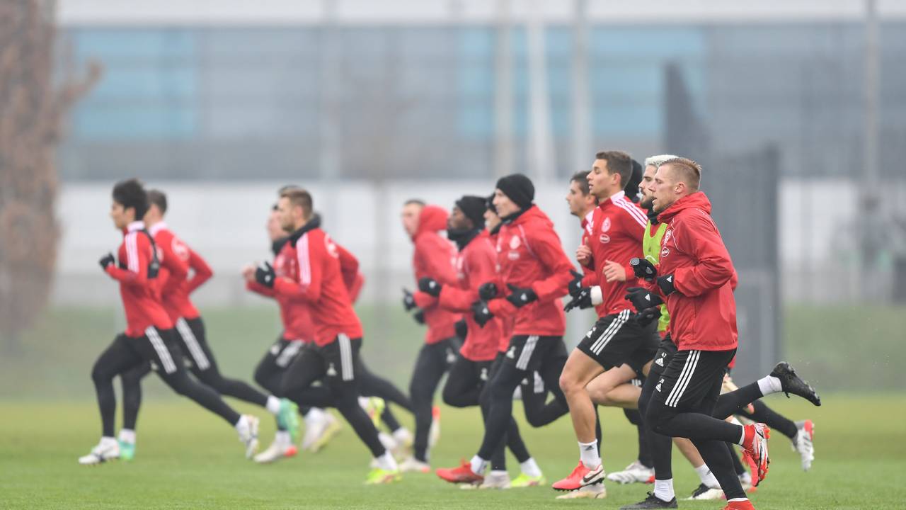 Fussball 2. Bundesliga: Vormittagstraining von Fortuna Duesseldorf am 06.12.2021 auf dem Trainingsgelaende an der Merkur-Spiel-Arena in Duesseldorf (Nordrhein-Westfalen). Rouwen Hennings. Foto: Frederic Scheidemann
Frederic Scheidemann
Niederkasseler Lohweg 34
40547 Duesseldorf
Mobil: 0173/6454952
E-Mail: info@scheidemann.photos
Web: www.scheidemann.photos
Bankverbindung:
ING DiBa
Inhaber: Frederic Scheidemann
IBan: DE76 5001 0517 5410 6776 45
BIC: INGDDEFF XXX
19% MwSt.
Steuernummer:
103/5194/2489
