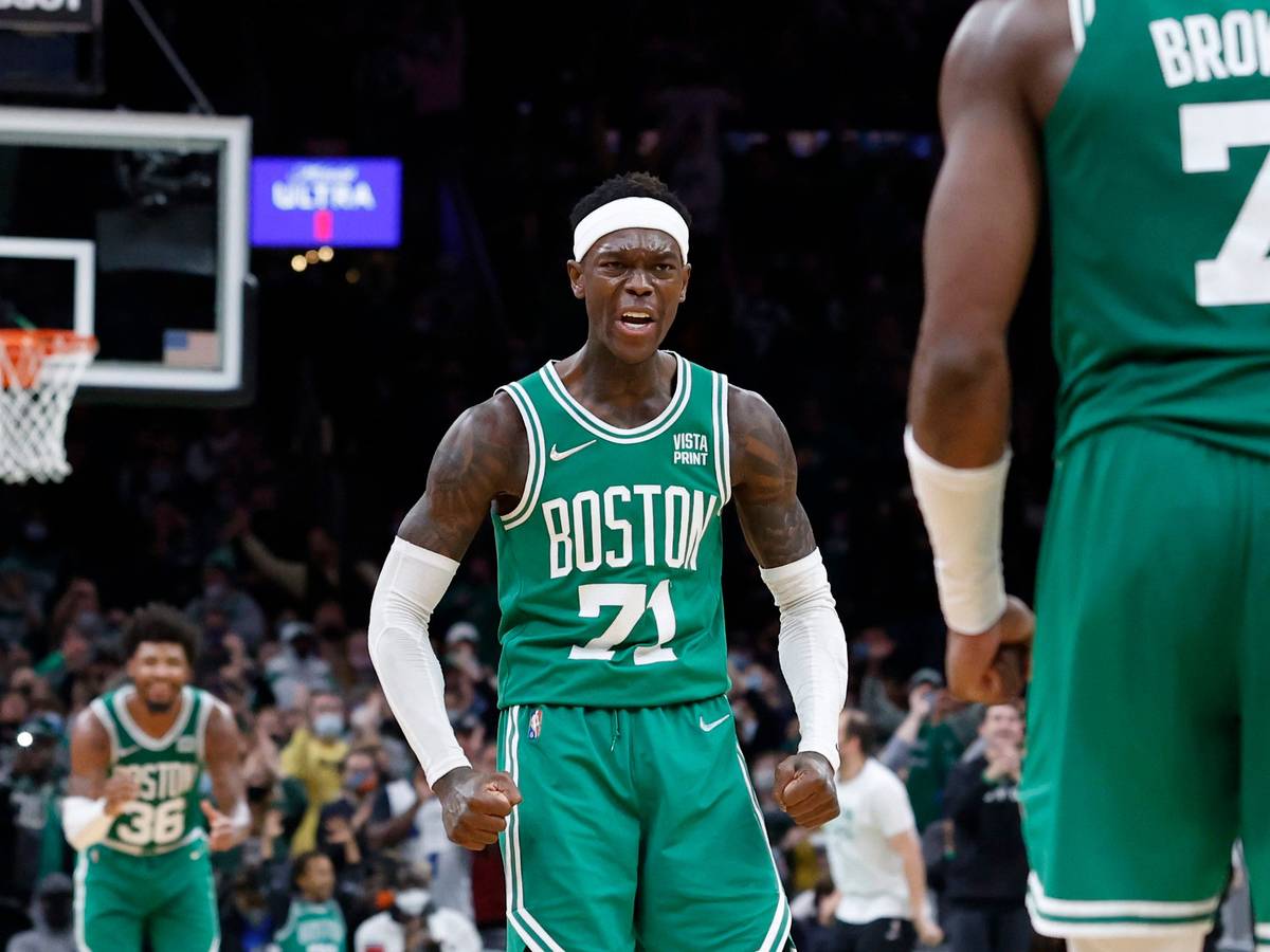 Bostons Dennis Schröder ballt die Fäuste.