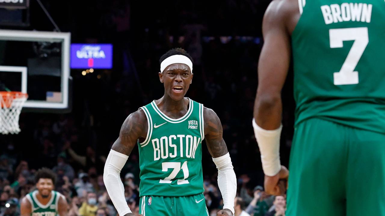 Bostons Dennis Schröder ballt die Fäuste.