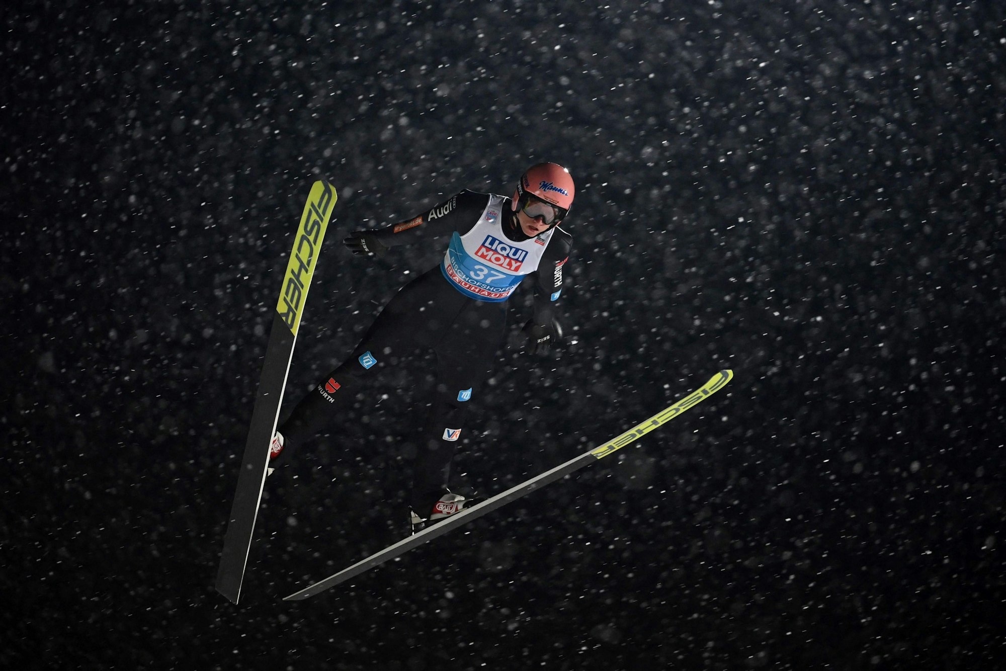Karl Geiger springt in Bischofshofen