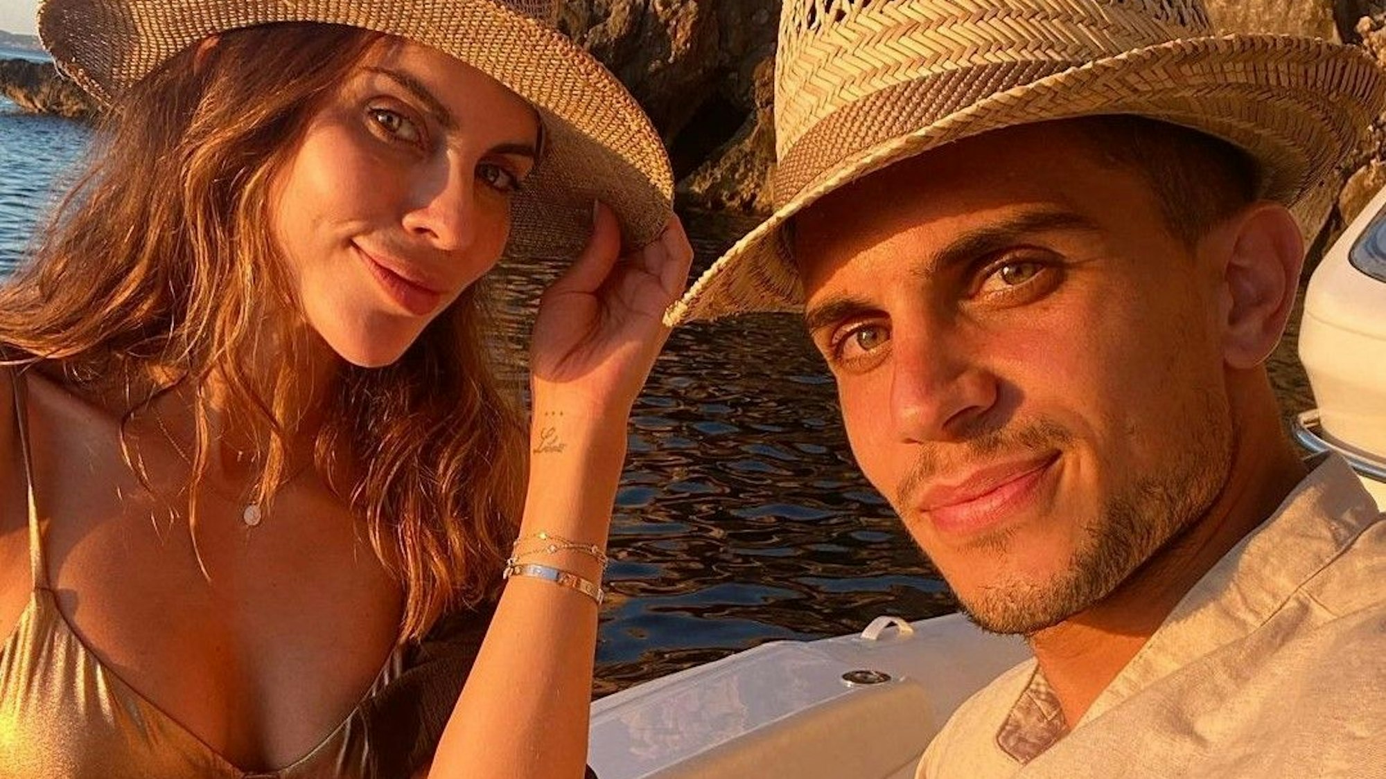 Melissa Jiménez und Marc Bartra auf einem gemeinsamen Urlaubsfoto.