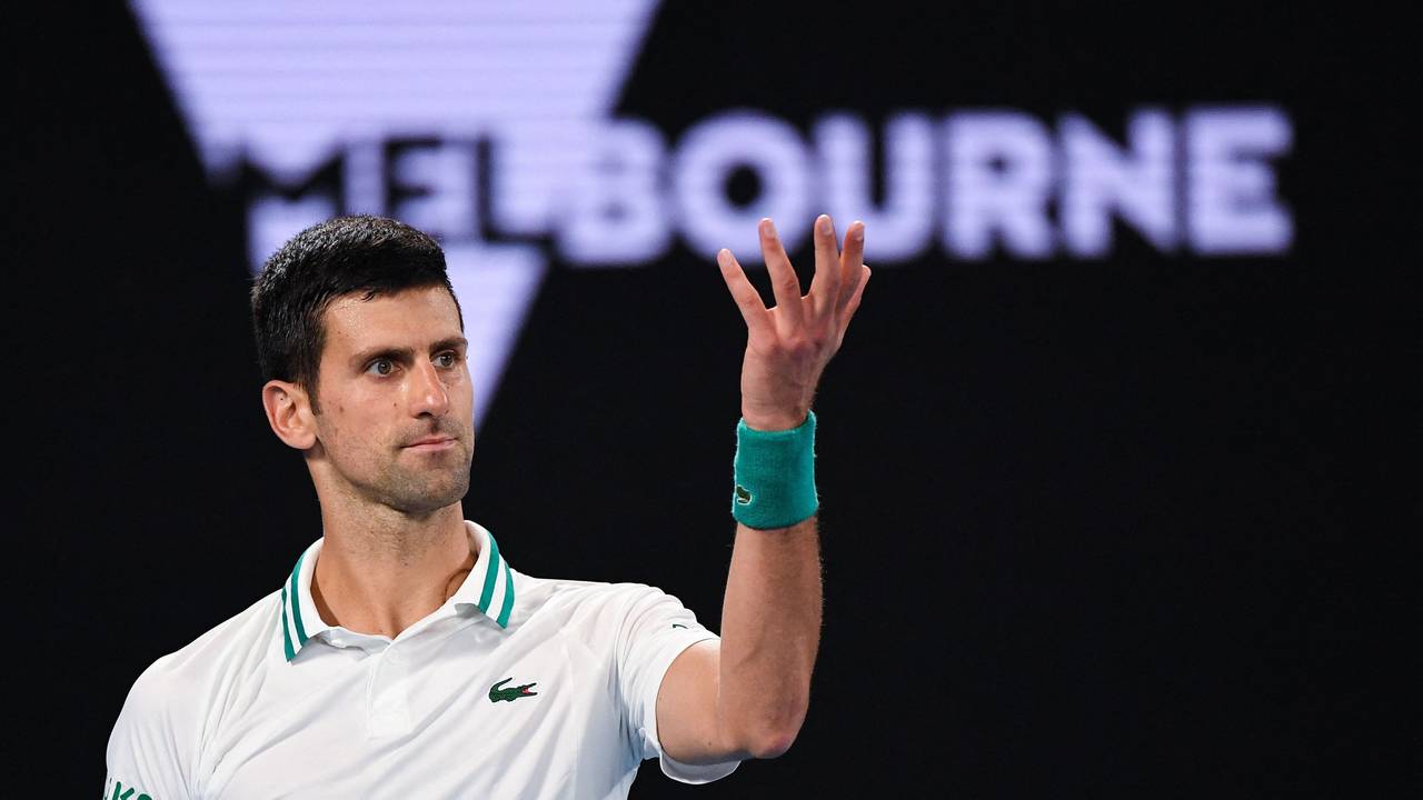 Novak Djokovic sitzt derzeit in einem Quarantäne-Hotel fest.
