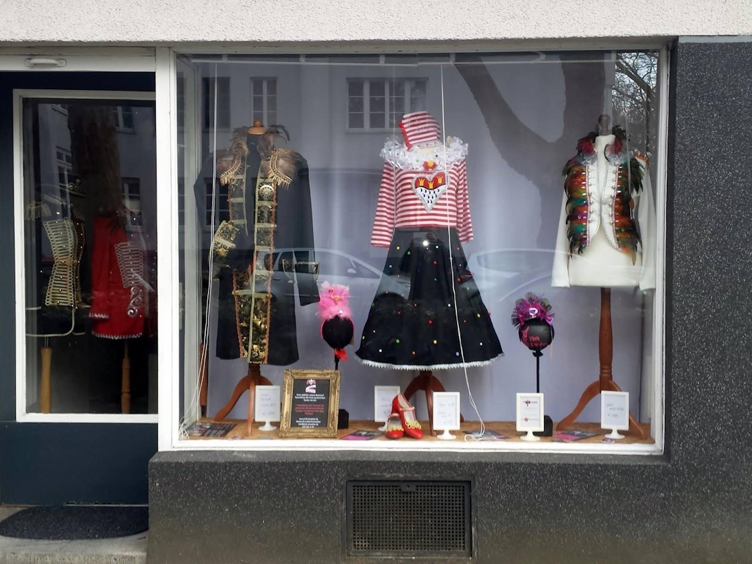 Kostümladen Pink Pinscher in Köln-Sülz