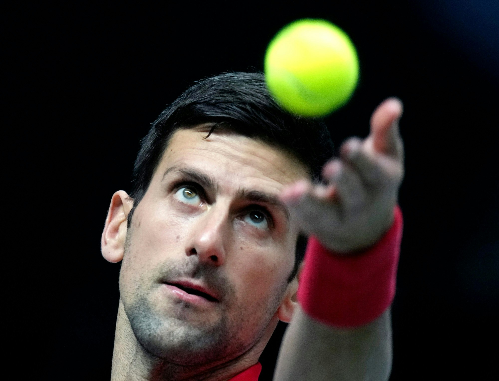 Novak Djokovic aus Serbien in Aktion.