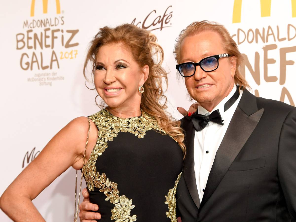 Robert und Carmen Geiss (die Geissens) kommen am 10.11.2017 in München (Bayern) zur Benefizgala zugunsten der McDonald's Kinderhilfe.