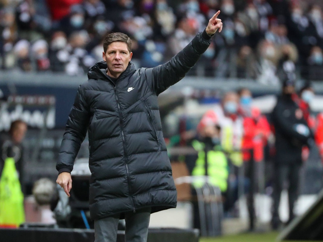 Oliver Glasner trainiert Eintracht Frankfurt gegen den FSV Mainz 05.