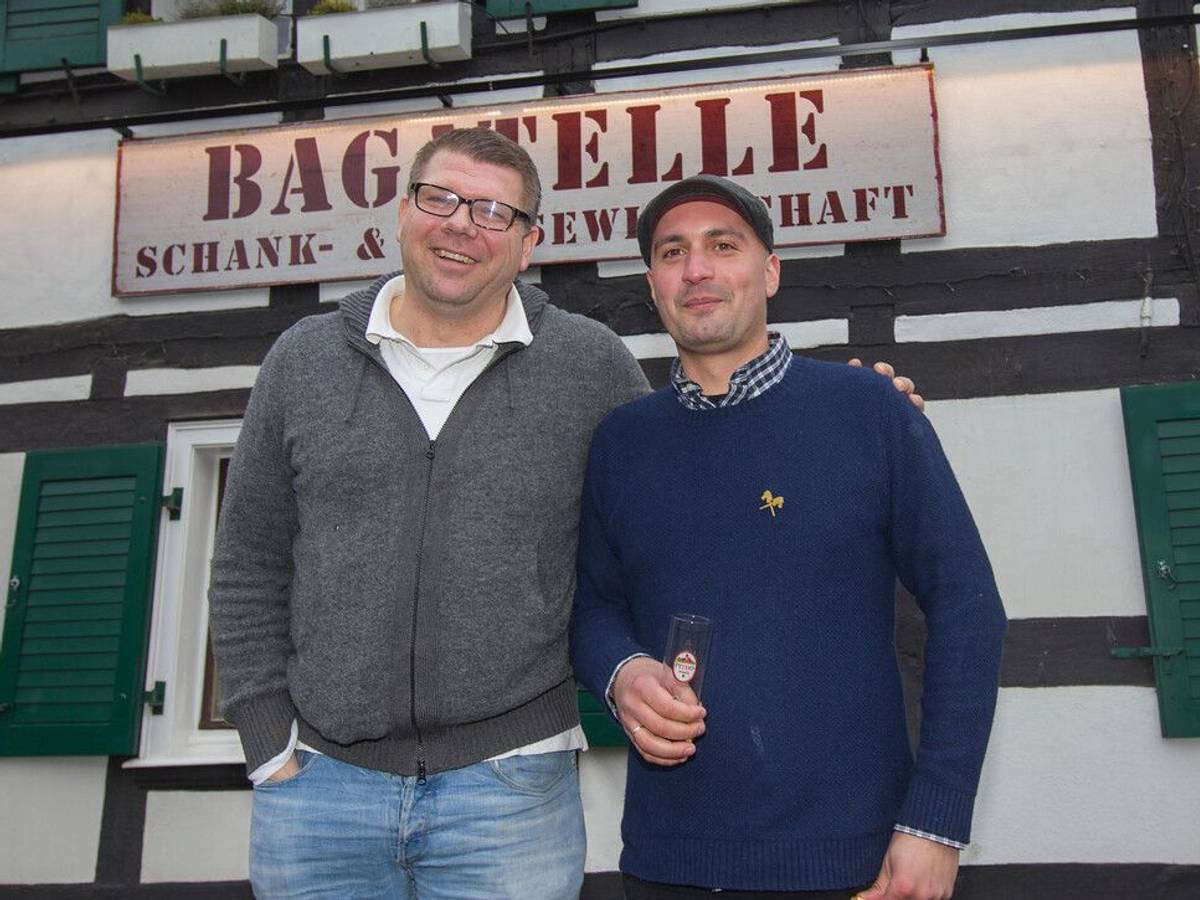Bagatelle-Wirt Daniel Rabe mit Martin Schlüter vom Reissdorf am Hahnentor