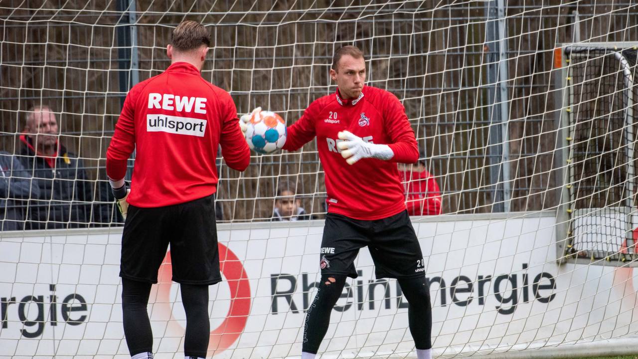 Die Torhüter Timo Horn und Marvin Schwäbe im Training.
