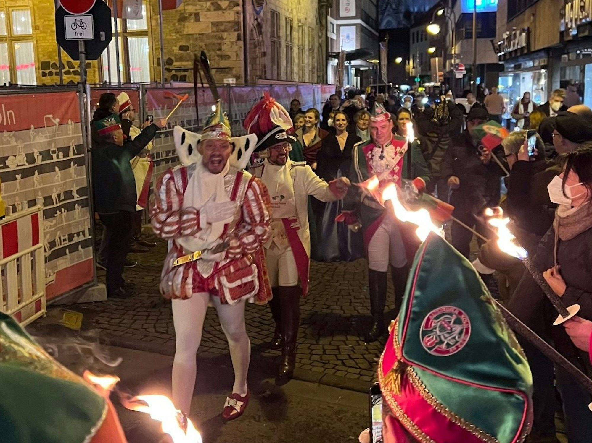 Prinz Sven beim Fackelzug