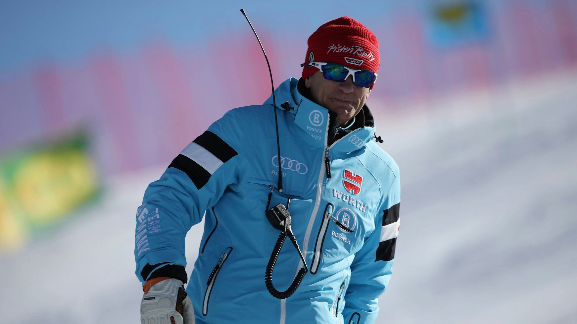 Wolfgang Maier vor einem Weltcup auf der Piste.