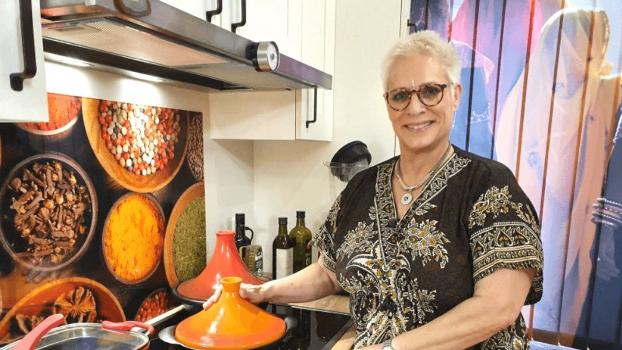Das Bild zeigt die „Das perfekte Dinner“-Kandidatin Wera in der Sendung vom 7. Januar 2021.