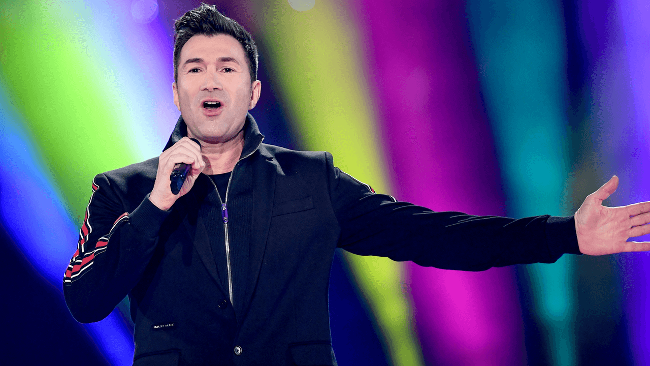 Lucas Cordalis steht bei der Show "Schlagerchampions – Das große Fest der Besten" auf der Bühne. Das Bild entstand am 11. Januar 2020.