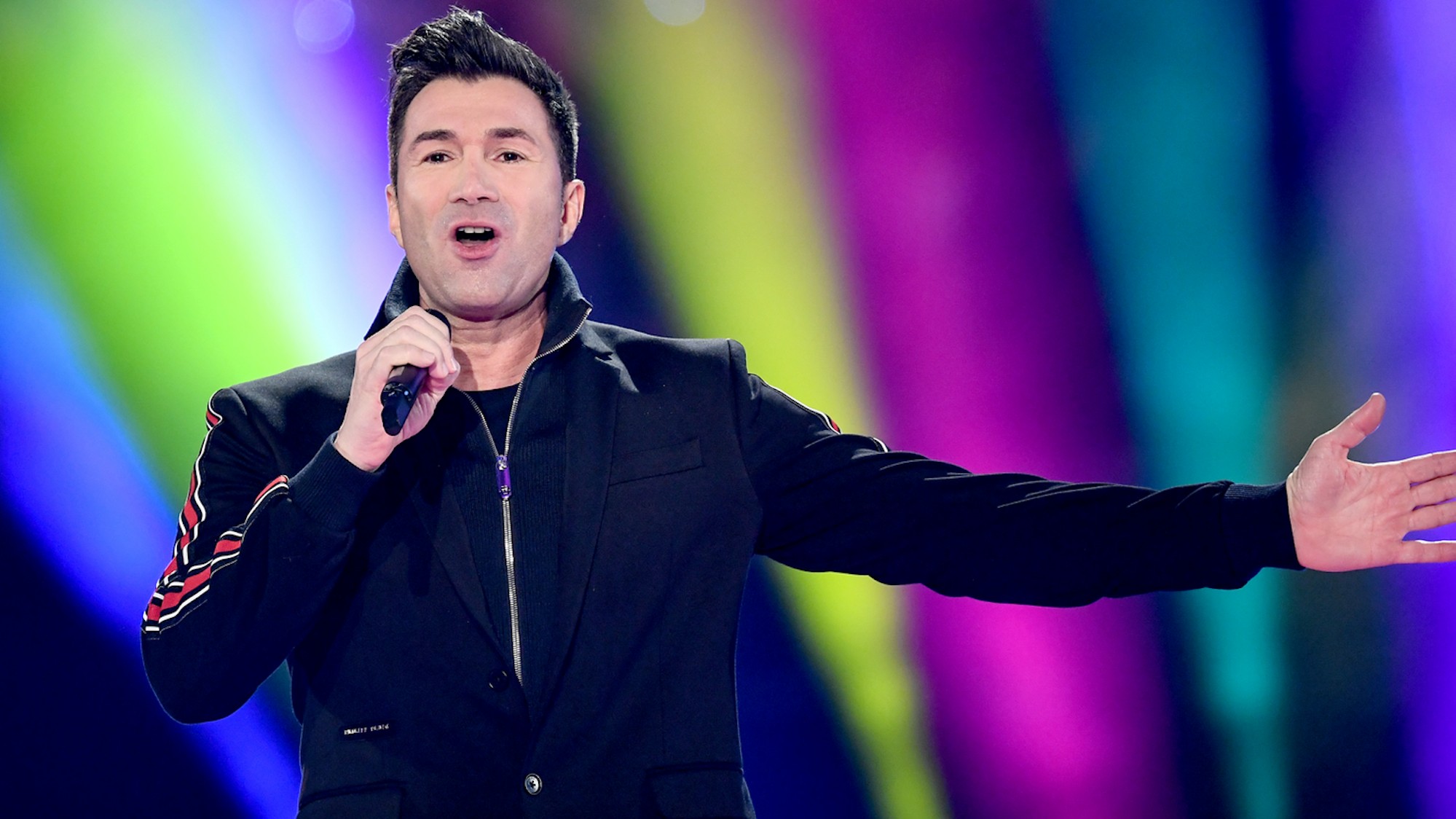 Lucas Cordalis steht bei der Show "Schlagerchampions – Das große Fest der Besten" auf der Bühne. Das Bild entstand am 11. Januar 2020.