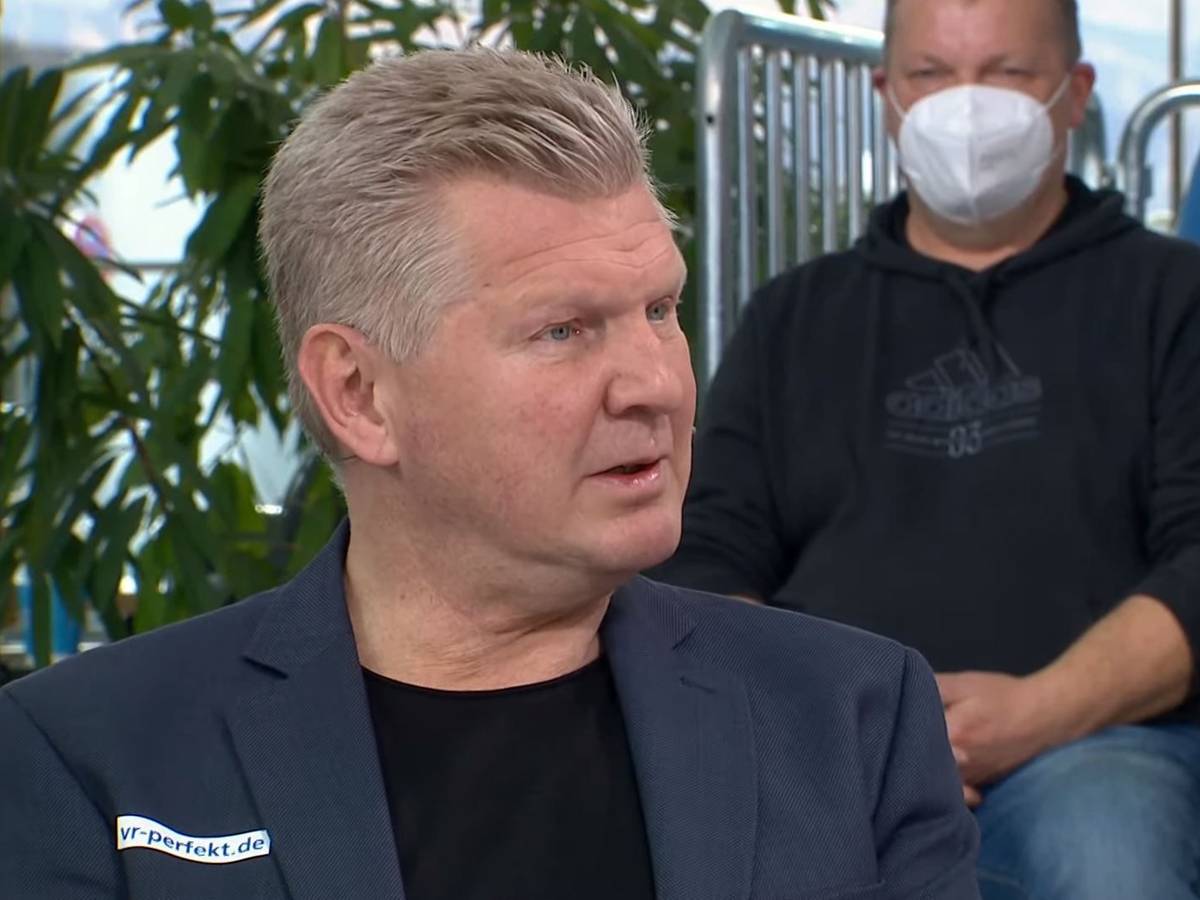 Stefan Effenberg spricht im Doppelpass auf Sport1