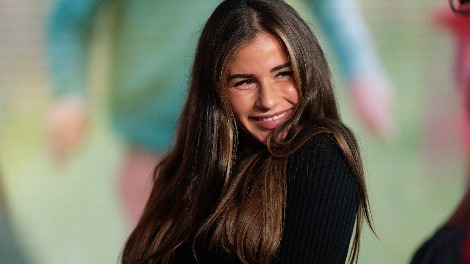 Die Sängerin Sarah Engels steht beim 26. RTL-Spendenmarathon im Studio. Das Foto entstand am 18. November 2021.