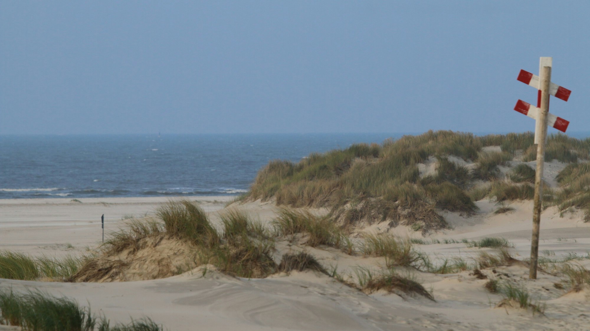 Blick auf einen Strandabschnitt auf Norderney