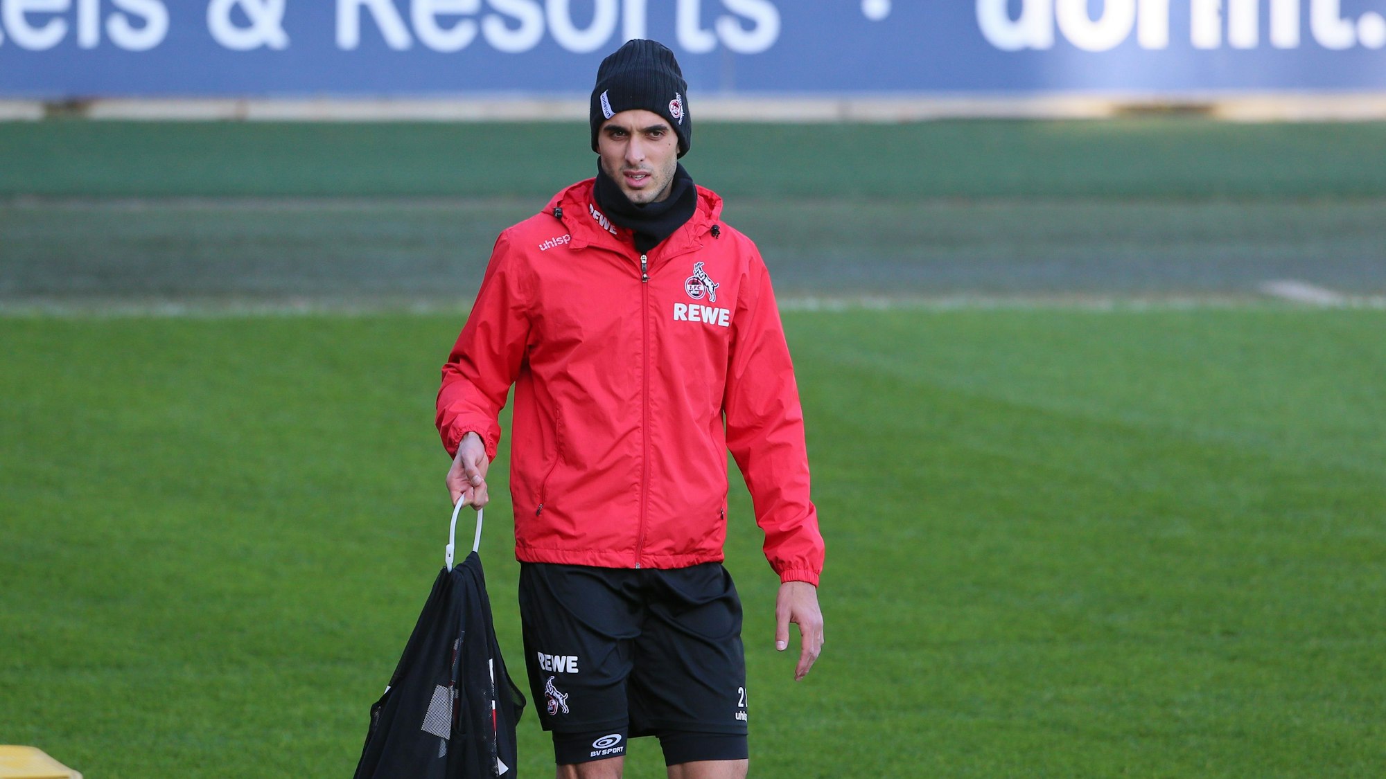 Ellyes Skhiri trainiert beim 1. FC Köln.