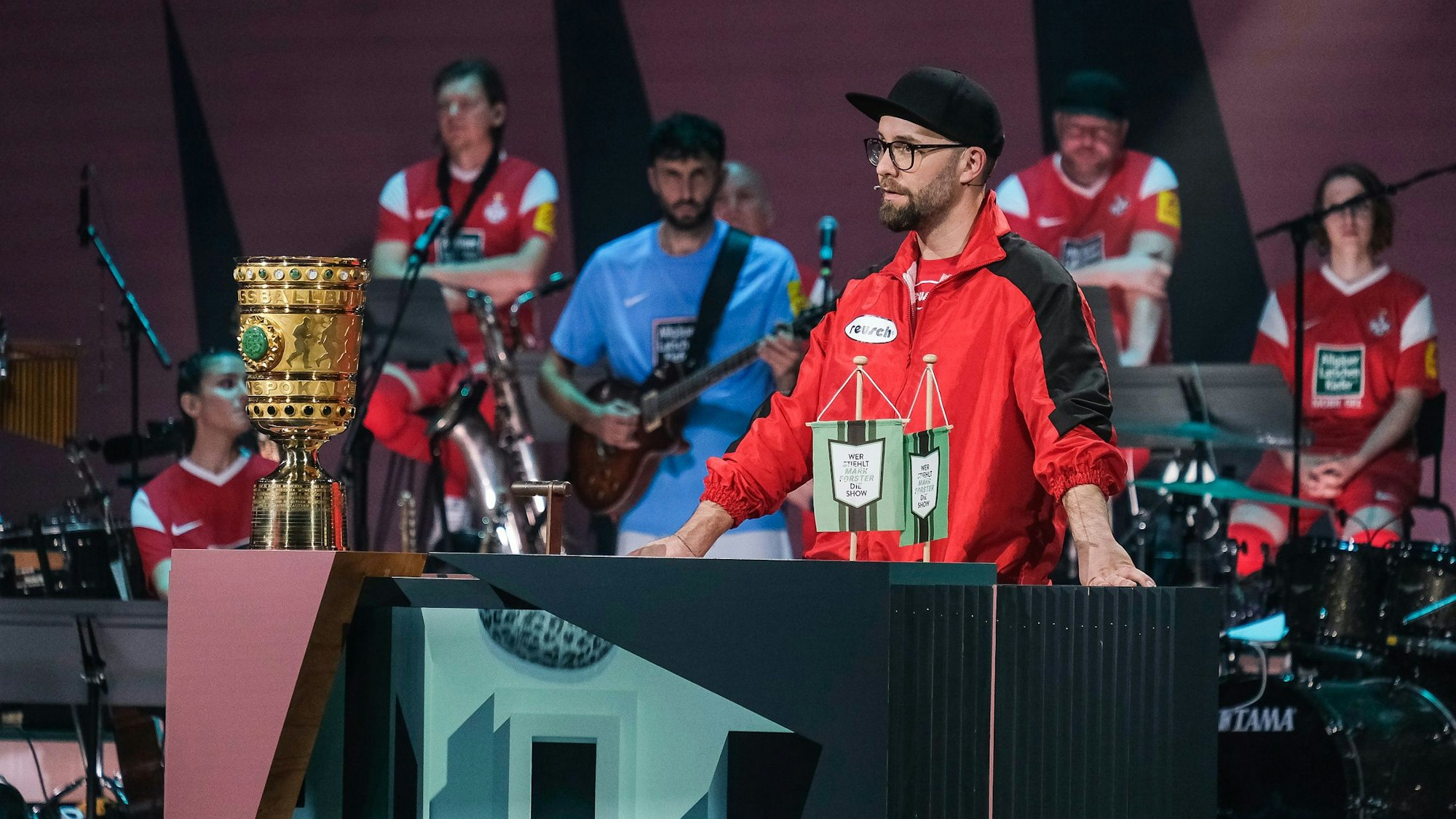 Der Sänger Mark Forster in seiner ProSieben-Show „Wer stiehlt Mark Forster die Show?“