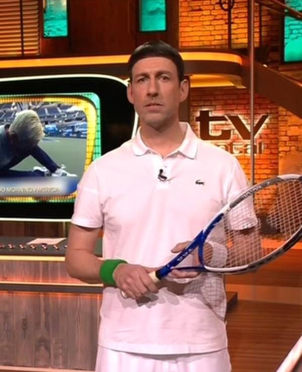 Sebastian Pufpaff verkleidet als Novak Djokovic