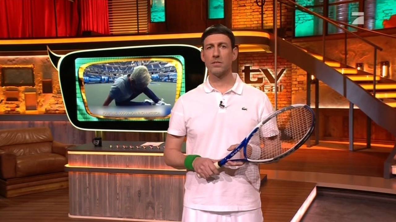 Sebastian Pufpaff verkleidet als Novak Djokovic