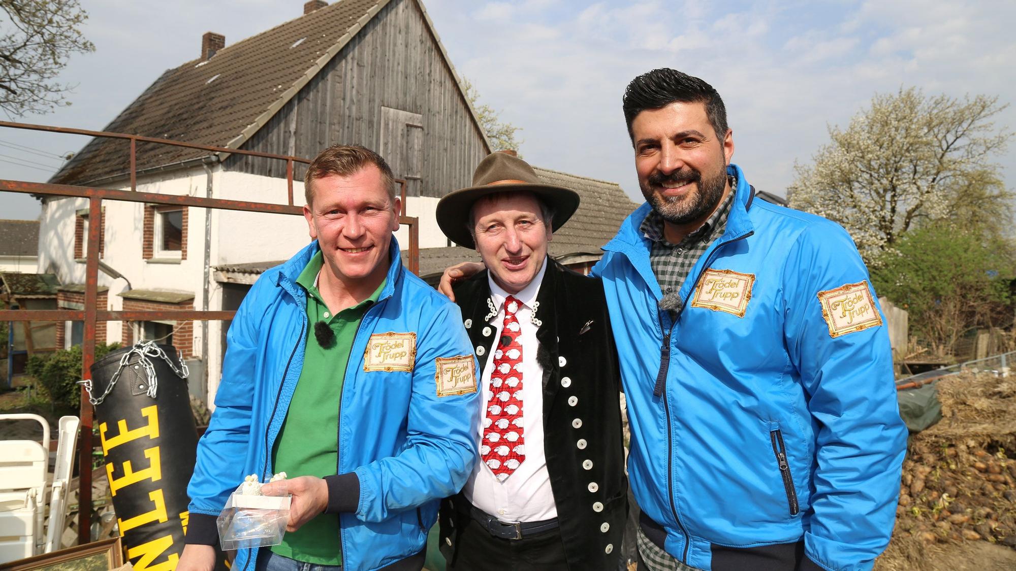 Sükrü und Otto sind zu Gast beim Entertainer Schäfer Heinrich.