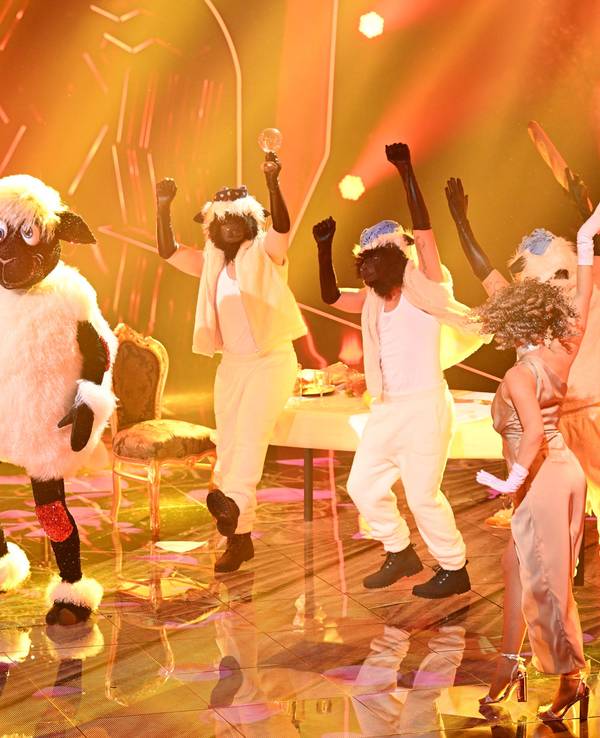 Das Foto zeigt den Auftritt des „Schaafs“ in der zweiten Folge der ProSieben-Show „The Masked Dancer“